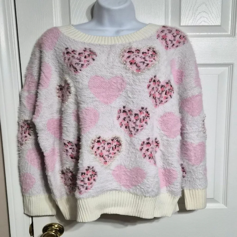 Pink and White Leopard Print Heart Pattern Women's Sweater Size X Large NWOT